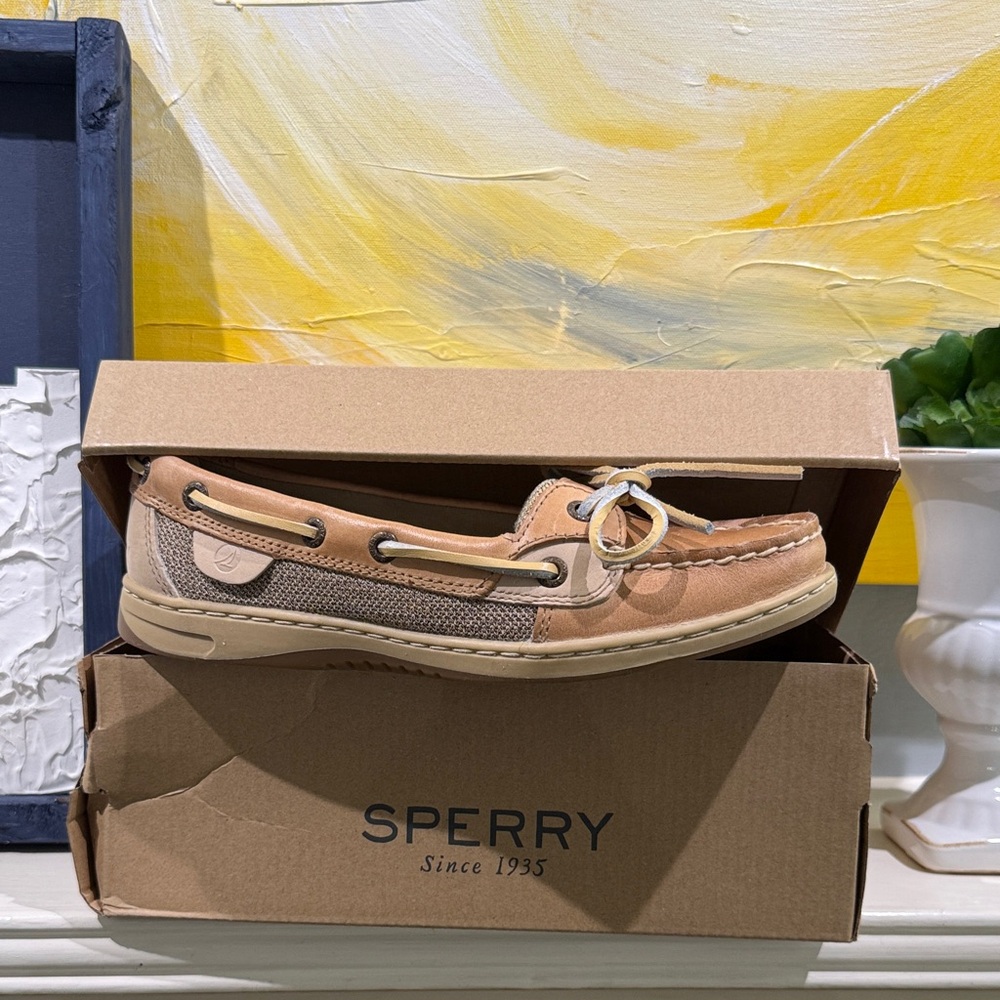 Sperry Women's Beige Loafers